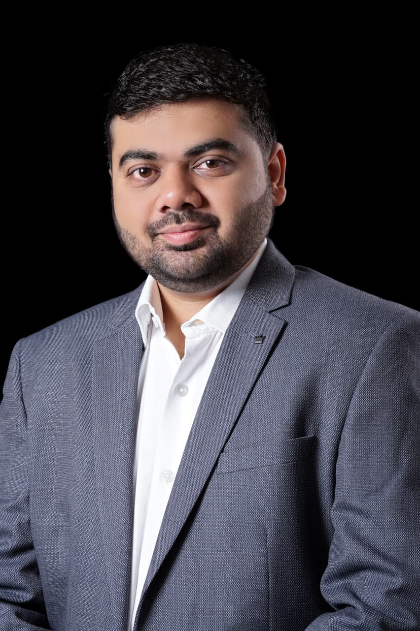 Founder Vivek Thakar